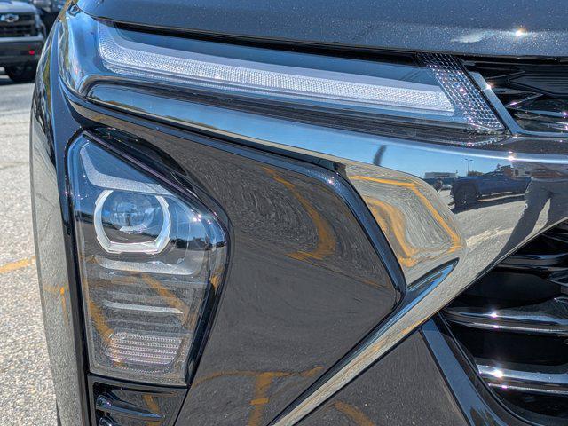 new 2025 Chevrolet Trax car, priced at $26,690