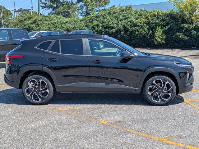 new 2025 Chevrolet Trax car, priced at $26,690