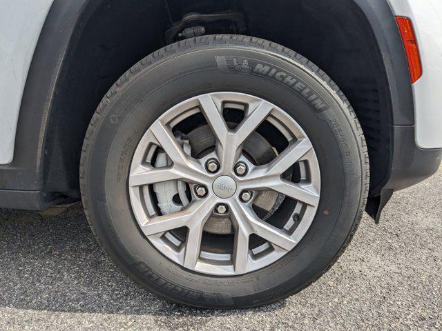 used 2022 Jeep Grand Cherokee car, priced at $27,499
