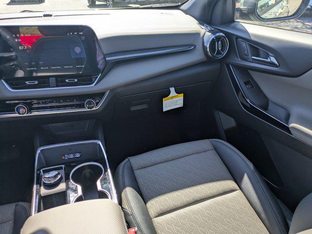 new 2026 Chevrolet Equinox car, priced at $33,490