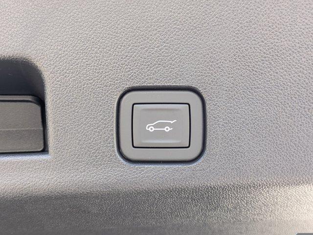 new 2026 Chevrolet Traverse car, priced at $42,695