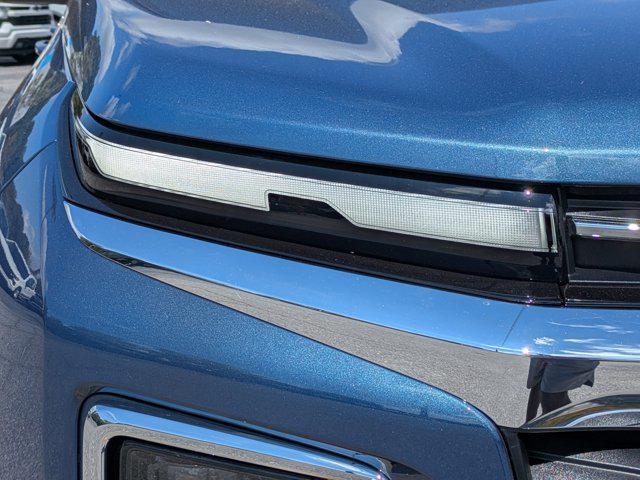 new 2026 Chevrolet Traverse car, priced at $42,695