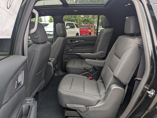 new 2025 Chevrolet Traverse car, priced at $44,695