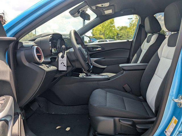 new 2025 Chevrolet Trax car, priced at $24,685