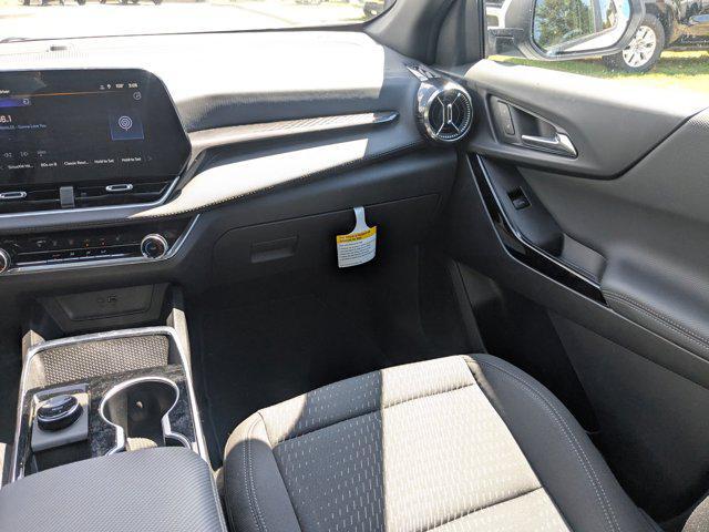 new 2026 Chevrolet Equinox car, priced at $29,995