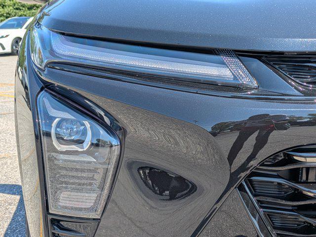 new 2025 Chevrolet Trax car, priced at $27,585