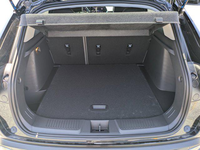 new 2025 Chevrolet Trax car, priced at $27,585