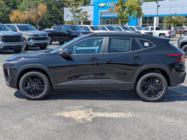 new 2025 Chevrolet Trax car, priced at $27,585
