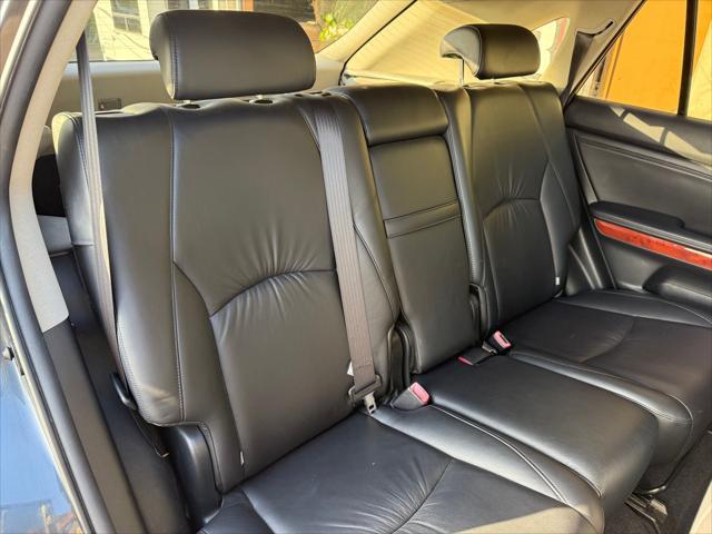 used 2004 Lexus RX 330 car, priced at $10,999