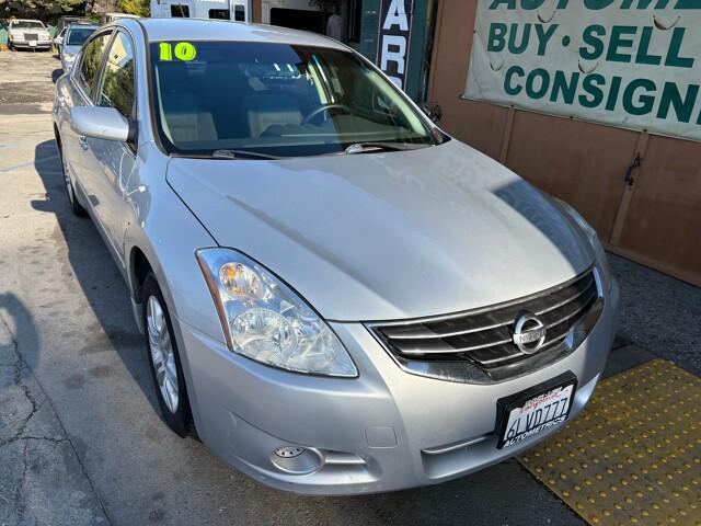 used 2010 Nissan Altima Hybrid car, priced at $7,999