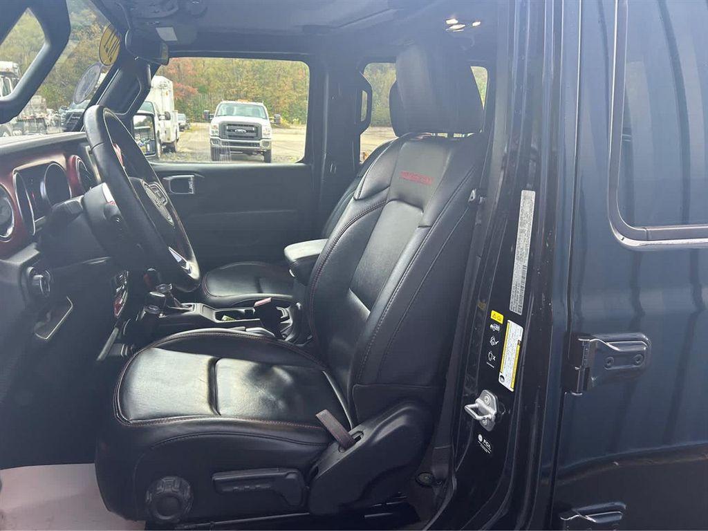 used 2021 Jeep Gladiator car, priced at $36,486