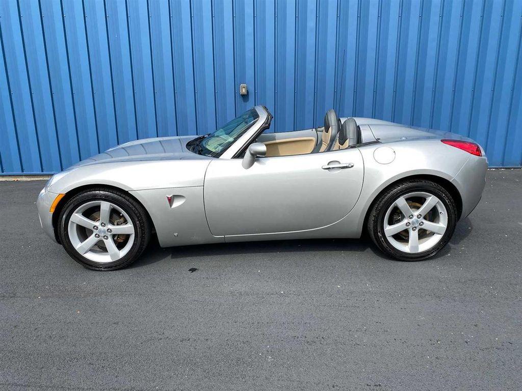 used 2006 Pontiac Solstice car, priced at $12,701