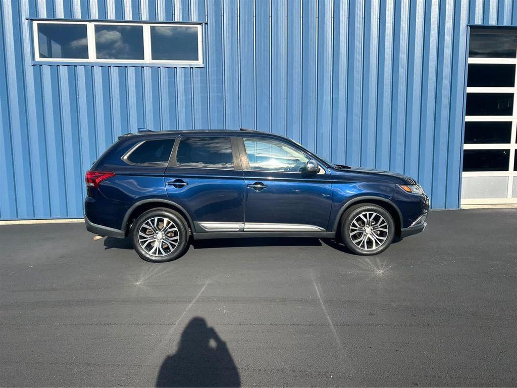 used 2017 Mitsubishi Outlander car, priced at $10,918