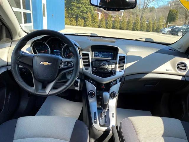 used 2014 Chevrolet Cruze car, priced at $8,493