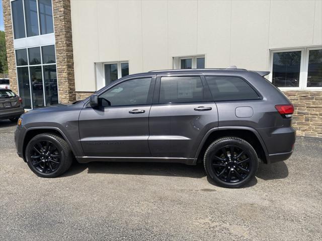 used 2017 Jeep Grand Cherokee car, priced at $18,311