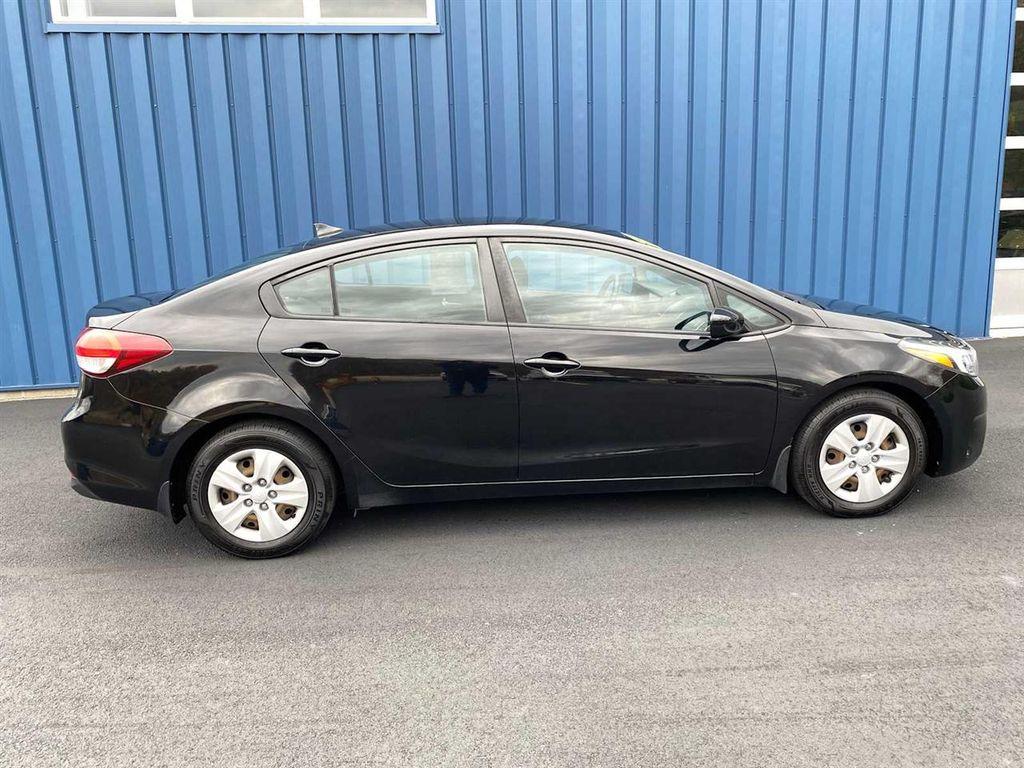 used 2017 Kia Forte car