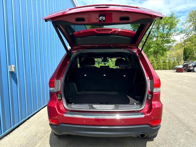 used 2015 Jeep Grand Cherokee car, priced at $16,495