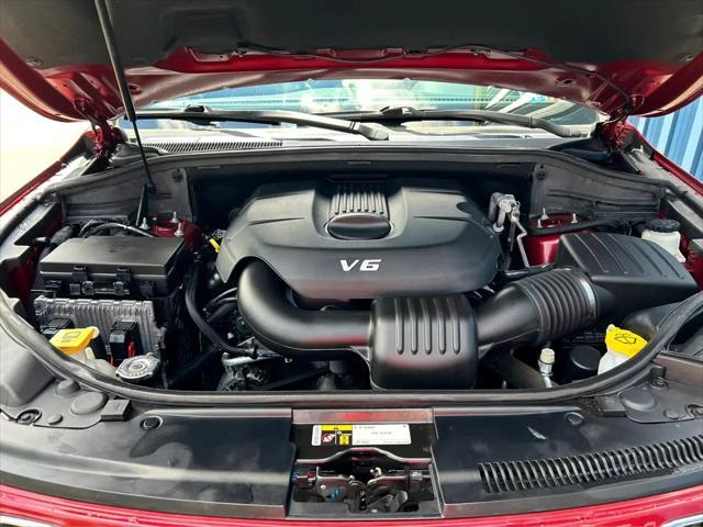 used 2015 Jeep Grand Cherokee car, priced at $16,495