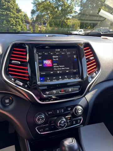 used 2019 Jeep Cherokee car, priced at $17,995