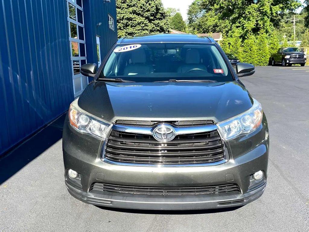 used 2016 Toyota Highlander car, priced at $19,999