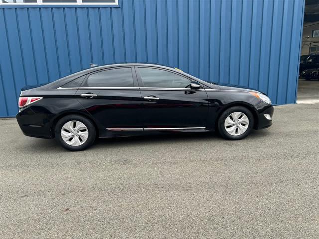 used 2013 Hyundai Sonata Hybrid car, priced at $8,799