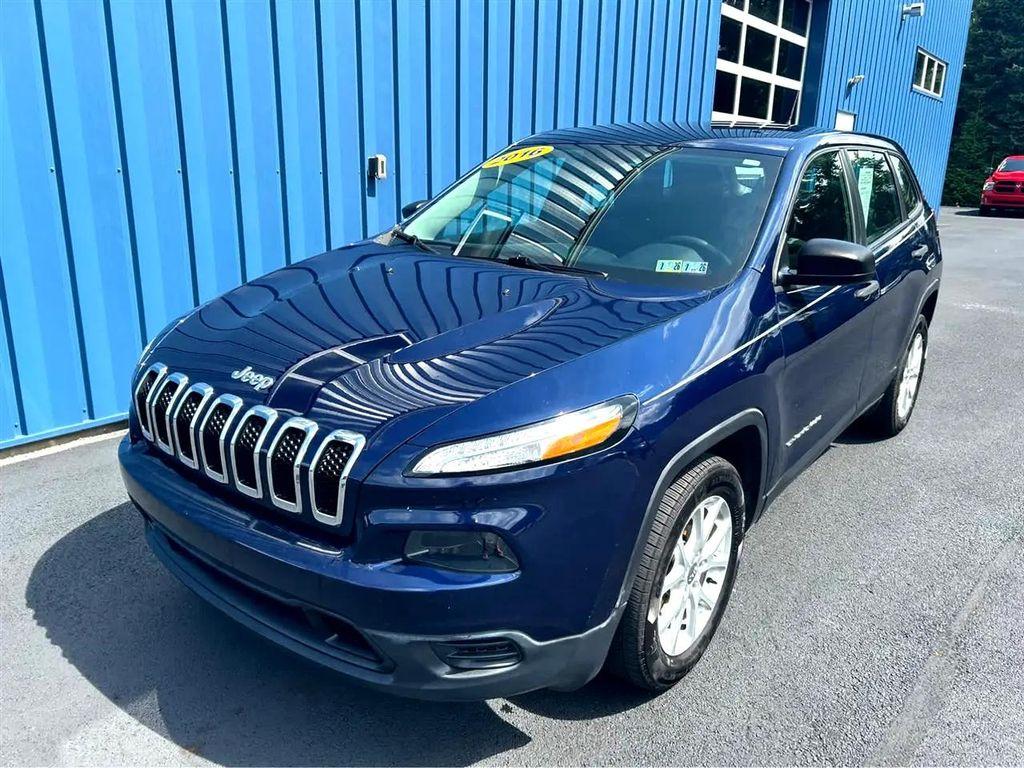 used 2016 Jeep Cherokee car, priced at $12,414