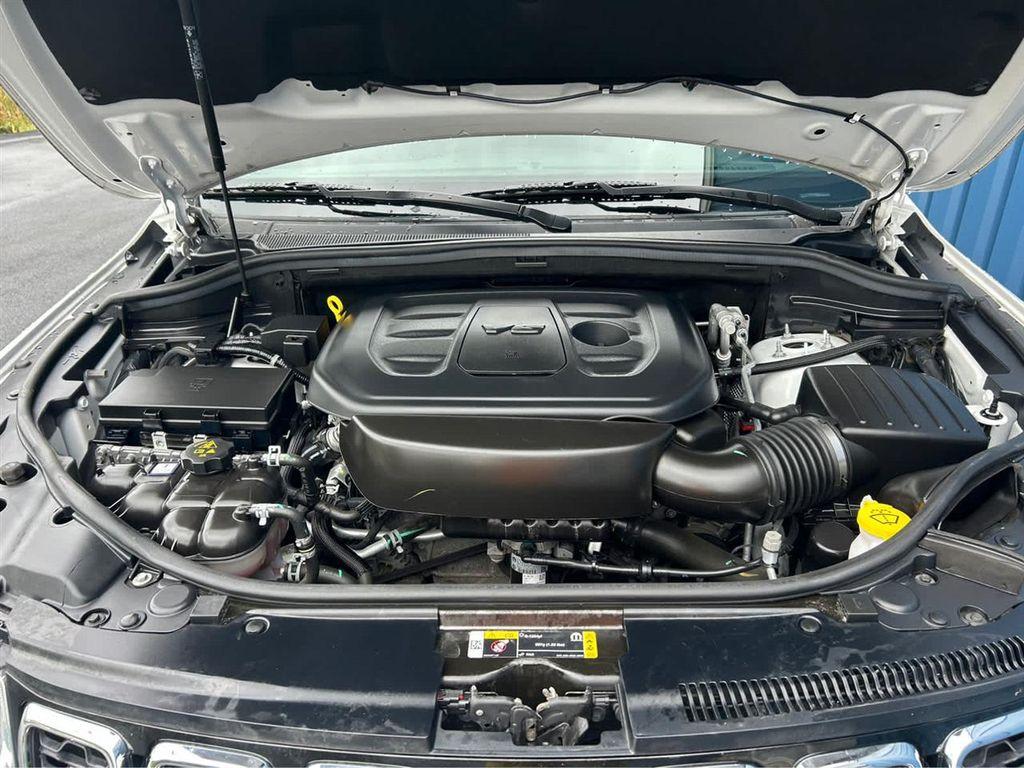 used 2021 Jeep Grand Cherokee car, priced at $23,487