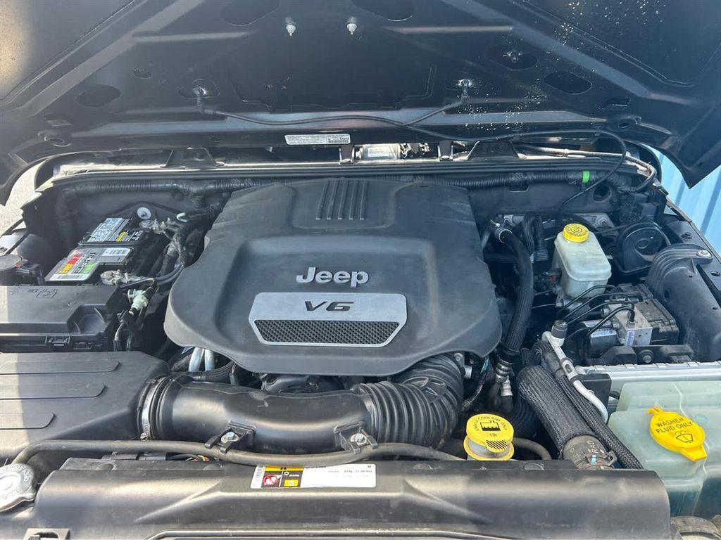 used 2014 Jeep Wrangler Unlimited car, priced at $16,533