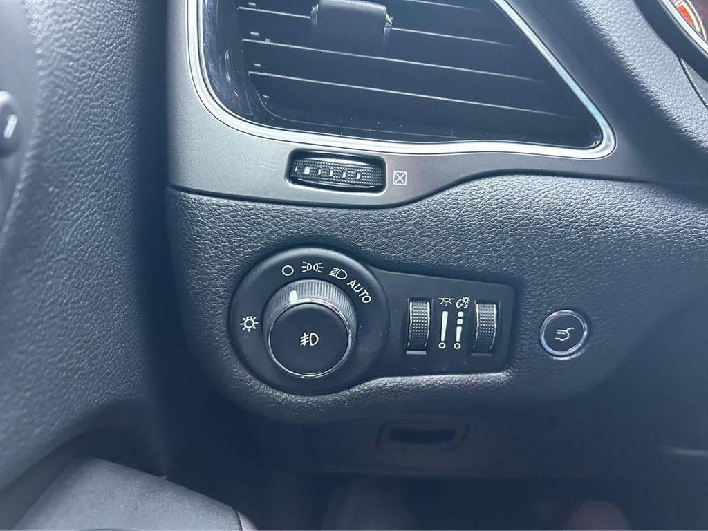 used 2019 Jeep Cherokee car, priced at $18,788