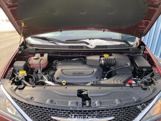 used 2019 Chrysler Pacifica car