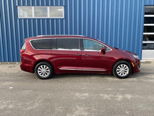 used 2019 Chrysler Pacifica car