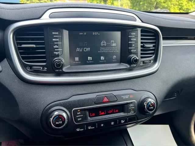 used 2019 Kia Sorento car, priced at $15,900