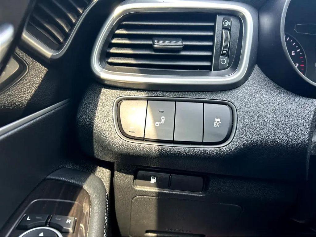 used 2019 Kia Sorento car, priced at $15,900