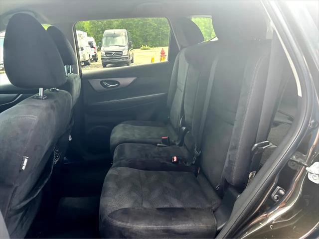 used 2016 Nissan Rogue car, priced at $7,918