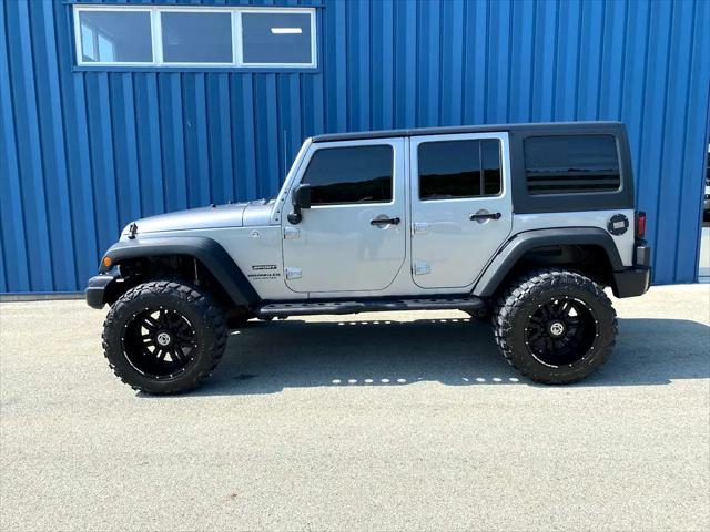 used 2016 Jeep Wrangler Unlimited car, priced at $18,950