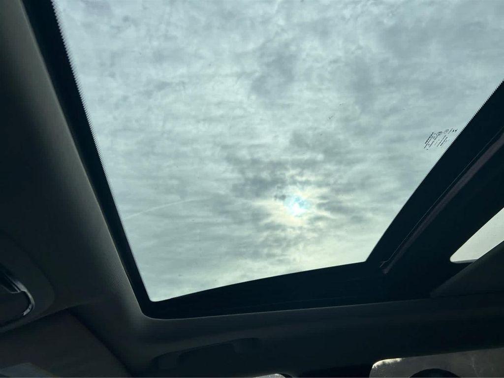 used 2015 Jeep Cherokee car, priced at $13,389