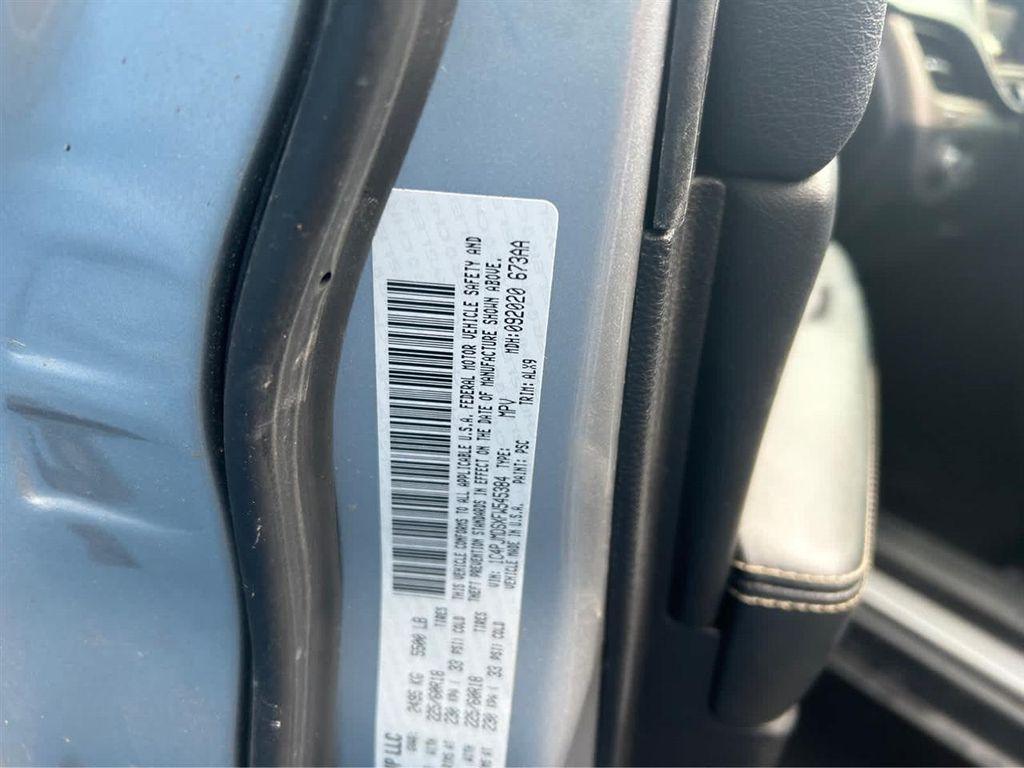 used 2015 Jeep Cherokee car, priced at $13,389