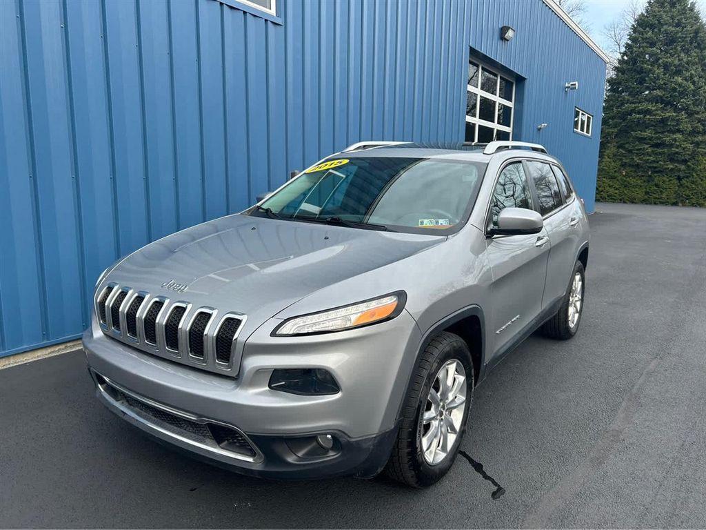 used 2015 Jeep Cherokee car, priced at $13,389