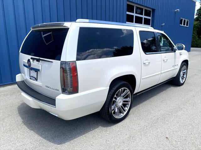 used 2013 Cadillac Escalade car, priced at $19,995