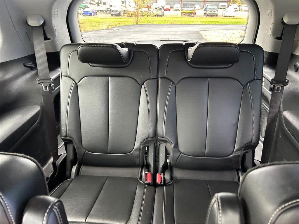 used 2022 Jeep Grand Cherokee L car, priced at $27,989