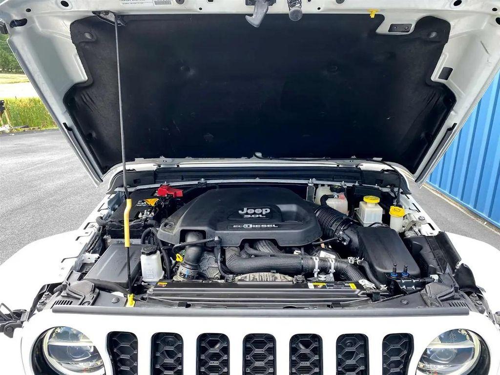 used 2021 Jeep Gladiator car, priced at $34,992