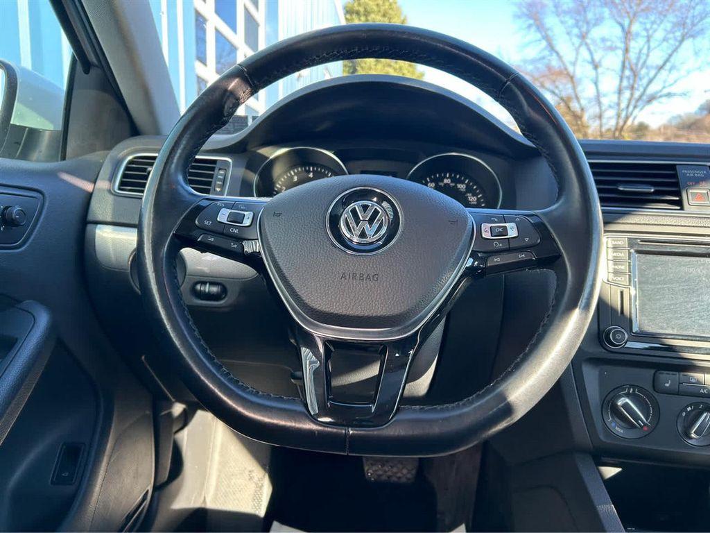 used 2017 Volkswagen Jetta car