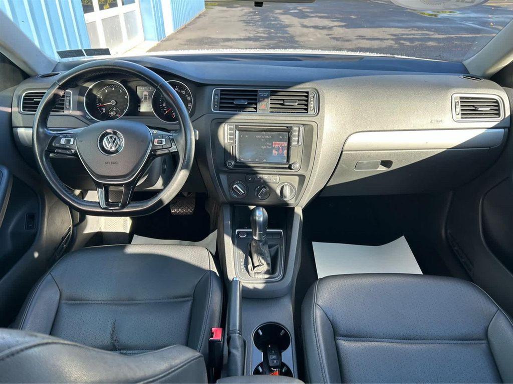 used 2017 Volkswagen Jetta car