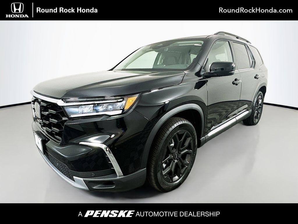 new 2025 Honda Pilot car, priced at $50,850