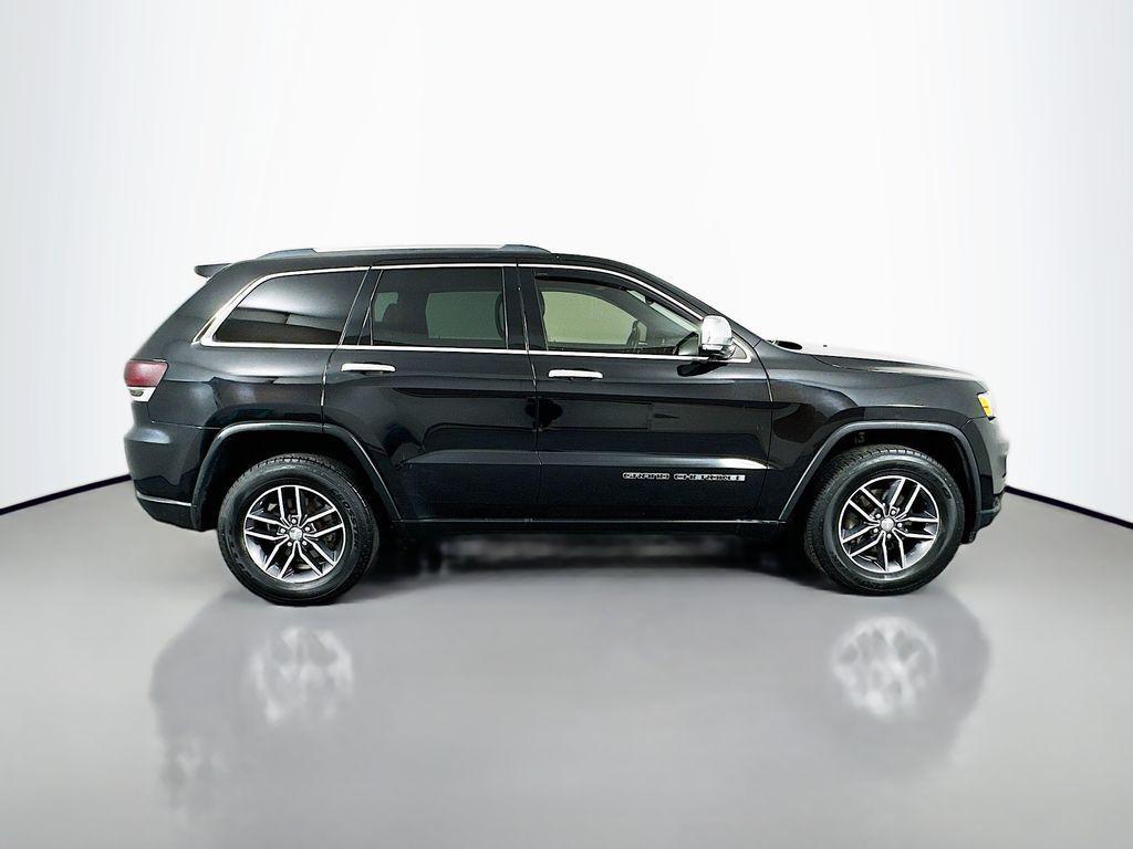 used 2017 Jeep Grand Cherokee car, priced at $14,300