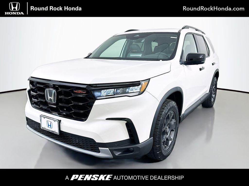 new 2025 Honda Pilot car, priced at $51,350