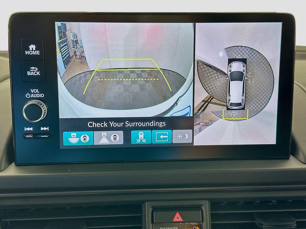 new 2025 Honda Pilot car, priced at $51,350