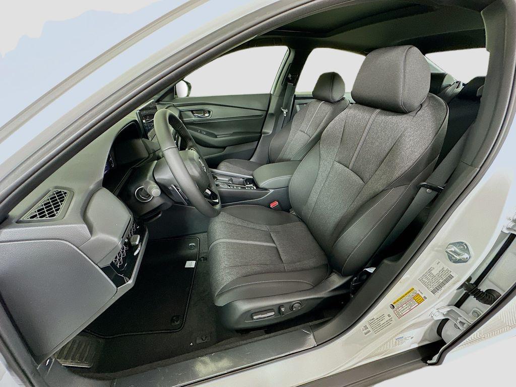 new 2025 Honda Accord Hybrid car, priced at $35,305