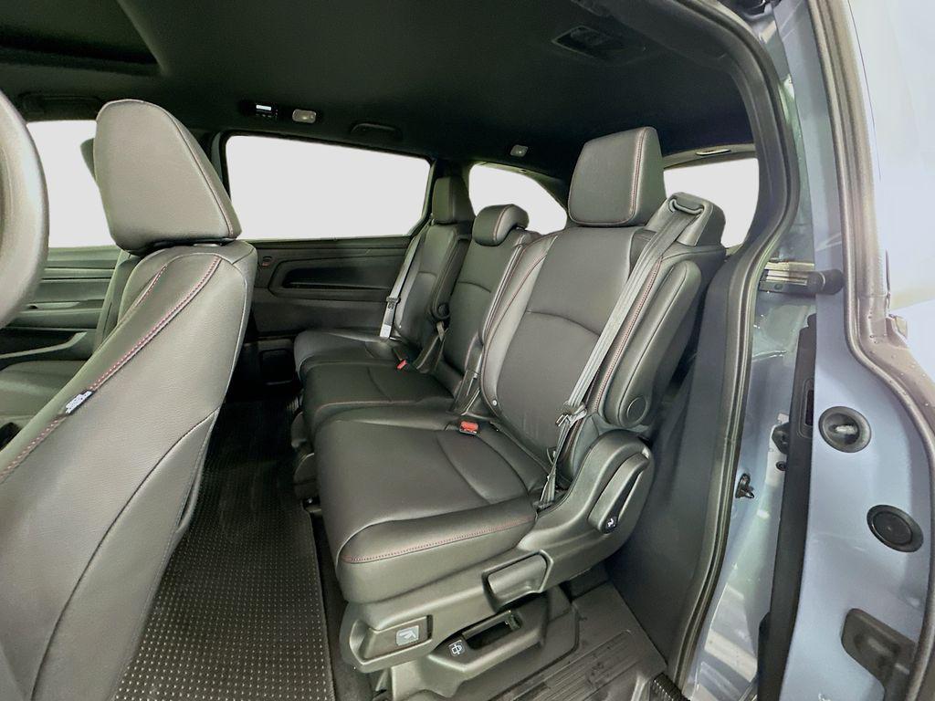 new 2026 Honda Odyssey car, priced at $45,845