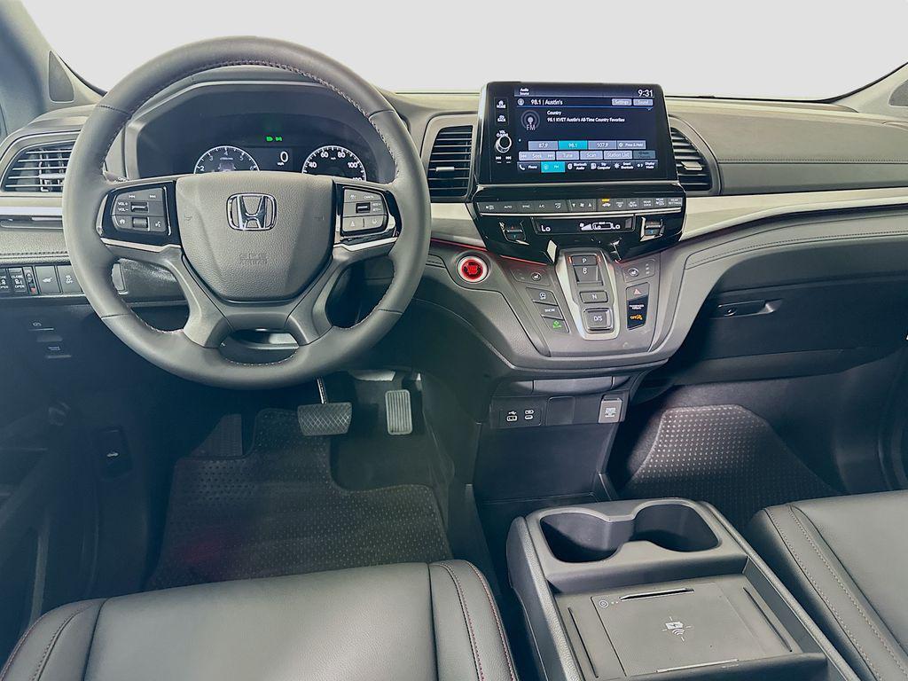 new 2026 Honda Odyssey car, priced at $45,845